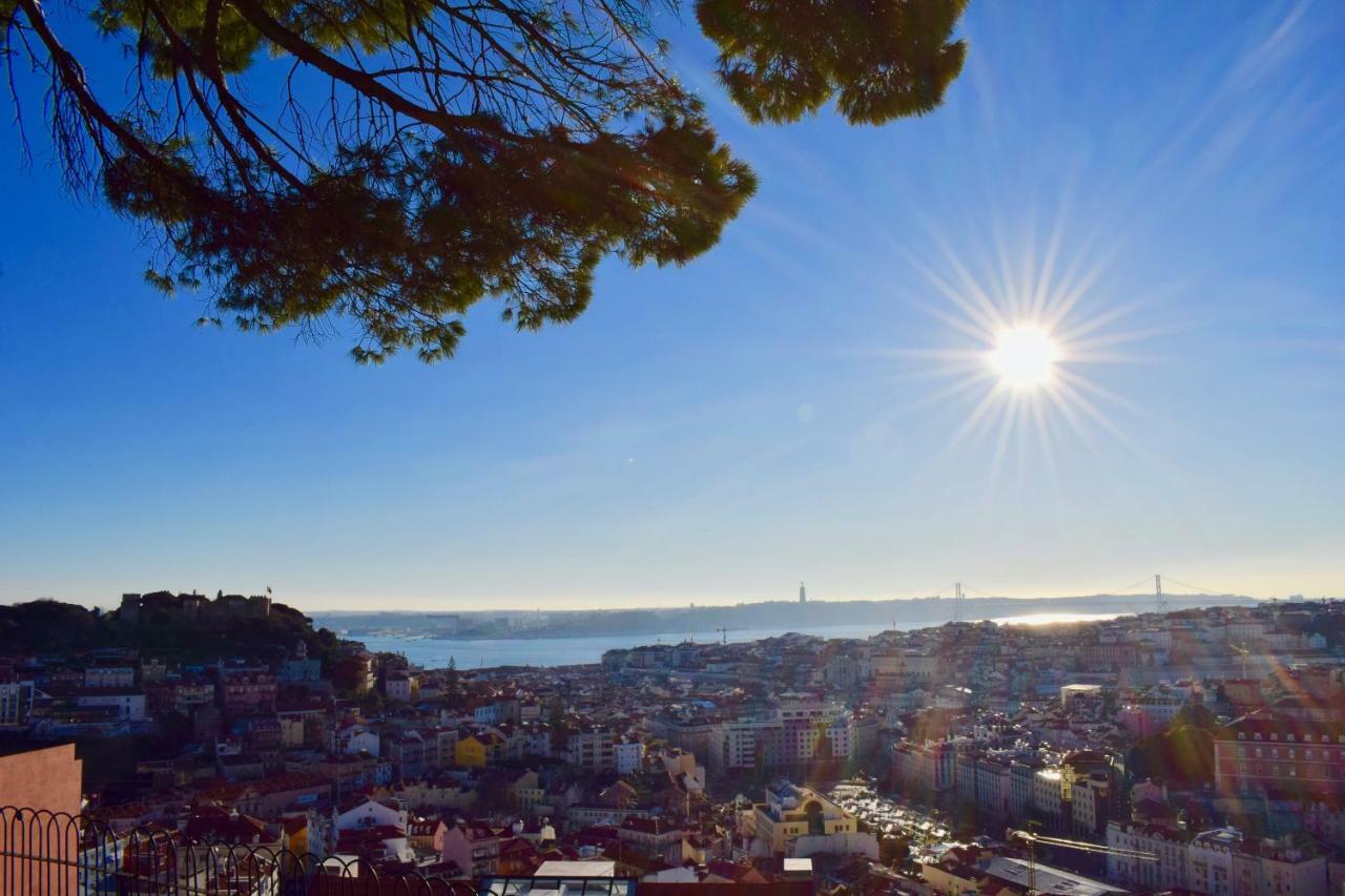 Aesthetic Riverview Apartment In Historical Lisboa Dış mekan fotoğraf